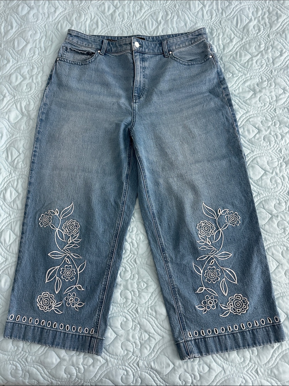 Talbots Floral Embroidered Wide-Leg Capri Jeans